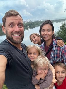 "Для ребенка семья — это выше, чем Иисус Христос" - чемпион Илья Слепов